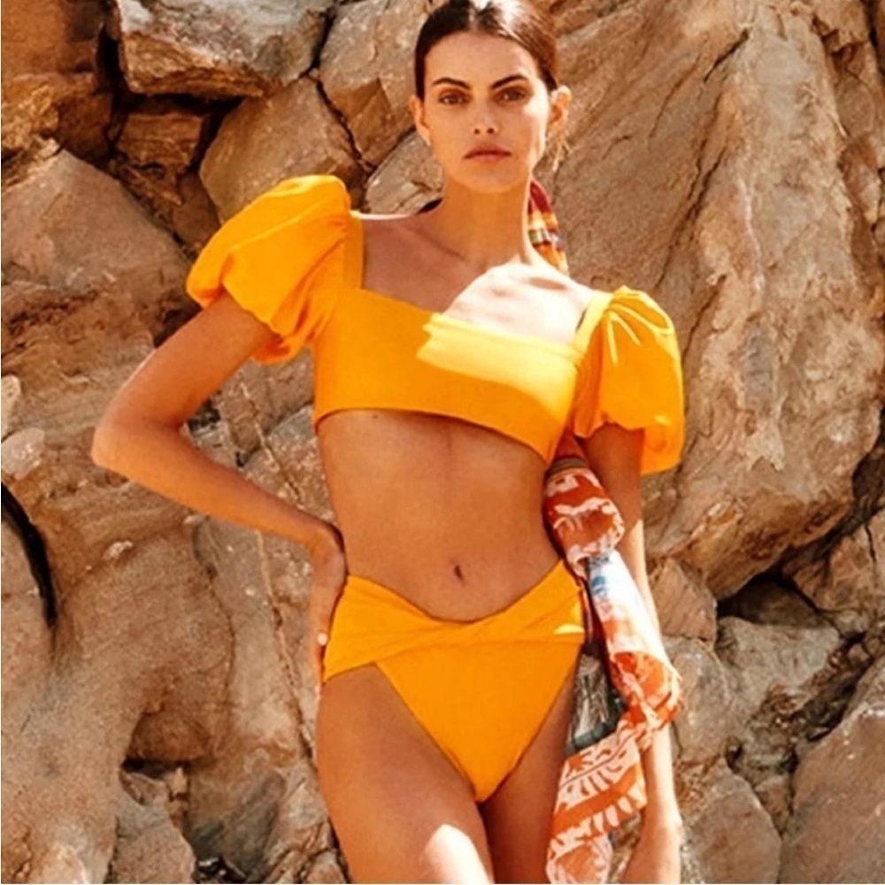 Agua Bendita Calista Bikini Top Ruffle Puffy Top View 2